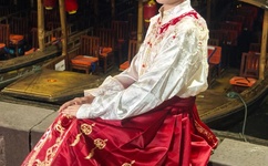 年轻人看B站的入口直播